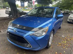 Toyota Yaris 2016 Blue