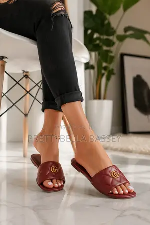 Size_ 38_42 Price _ 25000 Comes With Box