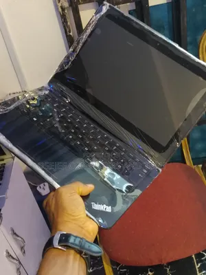 Laptop Lenovo 4GB SSD 128GB