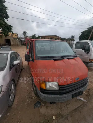 Ford Transit 2003 Red
