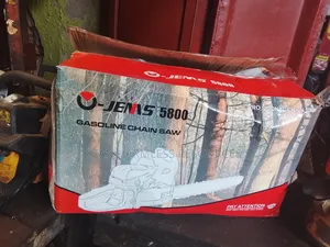 Jams 5800 Gasoline Chain Saw
