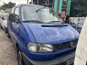 Volkswagen Transporter 2003 Blue