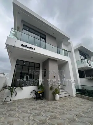 4bdrm Duplex in Ado / Ajah for sale