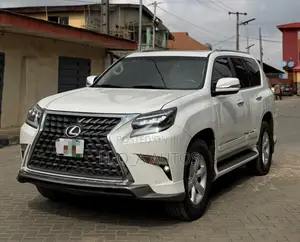 Lexus GX 460 Luxury 2015 White