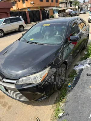 Toyota Camry XLE 4dr Sedan (3.5L 6cyl 6A) 2015 Black