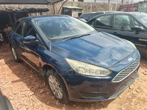 Ford Focus S 4dr Sedan (2.0L 4cyl 5M) 2015 Blue