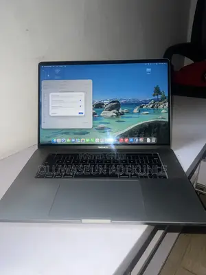 Laptop Apple MacBook Pro 2019 32GB Intel Core i7 SSD 512GB