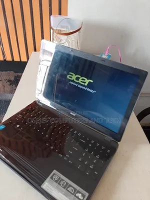 Laptop Acer 4GB HDD 320GB