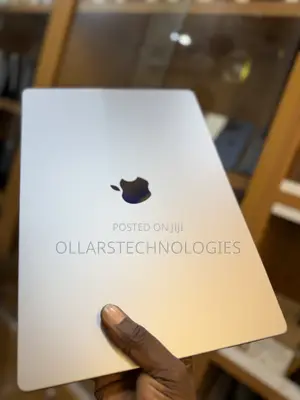 Laptop Apple MacBook Pro 2021 M1 32GB Apple M1 Pro SSD 1T