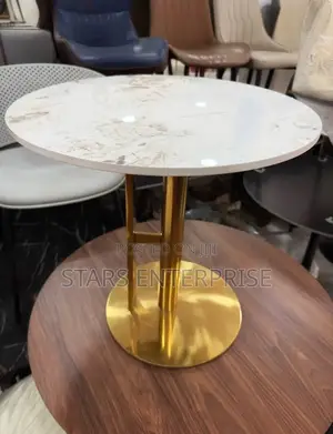 Side Stool / Classic Corner Table