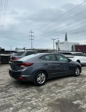 Hyundai Elantra Limited w/SULEV 2020 Gray