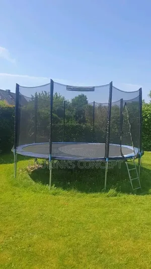 The 10ft Trampoline Enclosure With Climbing Mechanism