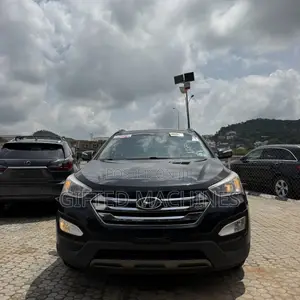 Hyundai Santa Fe 2014 Black