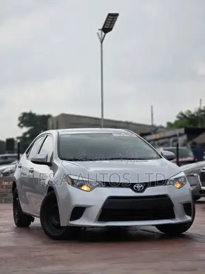 Toyota Corolla 2015 Silver
