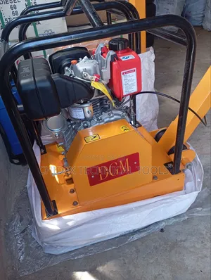 Plate Compactor C - 120 Kama Diesel Engine
