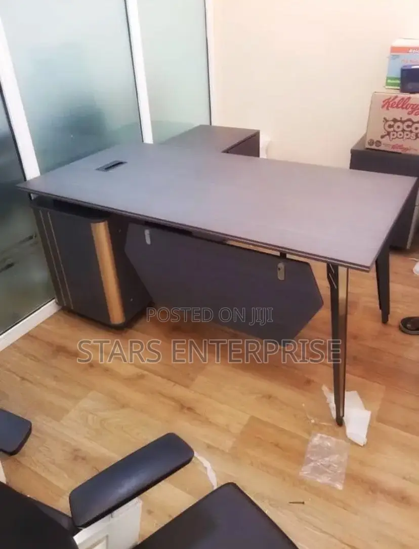 Office Table / Office Desk