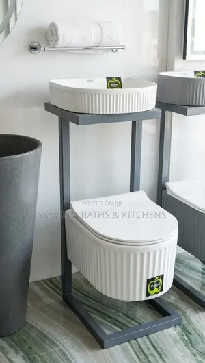 The Ribbed Ceramic Toilet Sink Set
