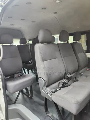 Toyota HiAce 2015 White