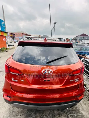 Hyundai Santa Fe 2017 Orange