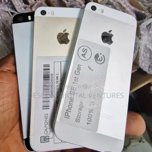 Apple iPhone SE 64 GB Silver