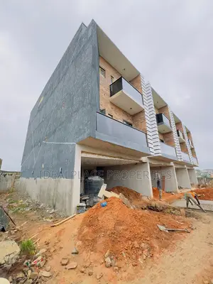 4bdrm Duplex in GRA Phase 1 for sale
