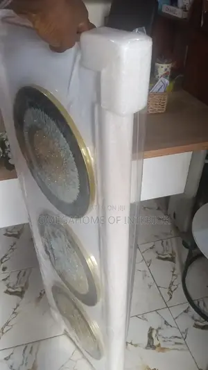 Morden Luxury 3 Disc Vertical Wall Frame