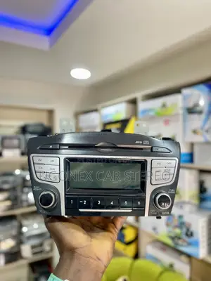 Hyundai Ix35 Factory Radio Set