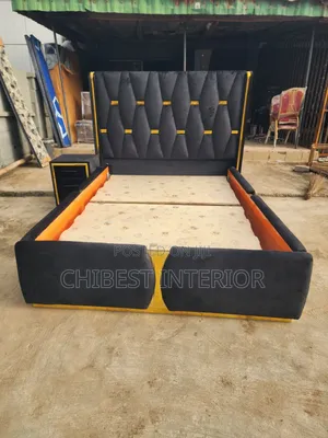 4.5by6 Bed Stand With Its Drawer