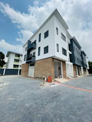 4bdrm Duplex in Ikeja GRA for sale