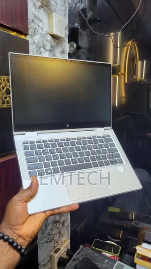 Laptop HP EliteBook 830 G7 8GB Intel Core i7 SSD 256GB