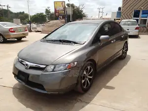 Honda Civic 2006 Gray