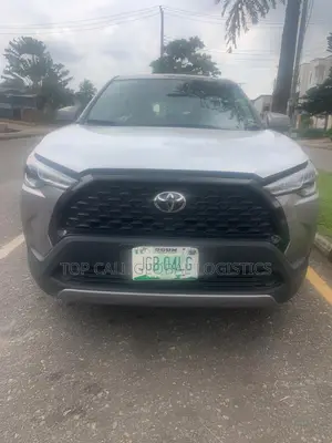 New Toyota Corolla Cross LE 2025 Gray