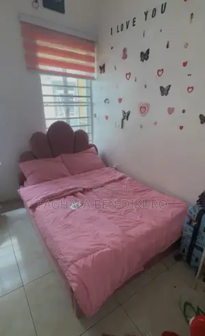 Bed-Frame and Mattress