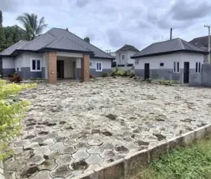 3bdrm Bungalow in New Gra Port, Diobu Mile 2 for rent