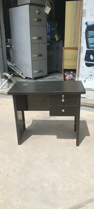 Study Table 3 Feet