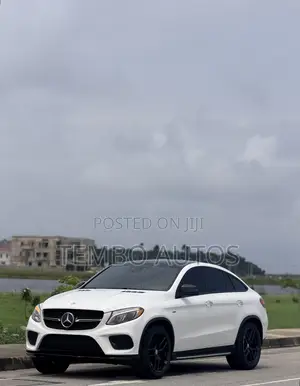 Mercedes-Benz GLE-Class 2016 White