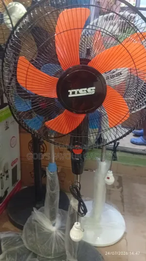 Solar Rechargeable Fan