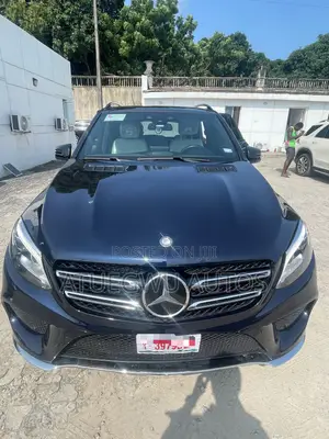 Mercedes-Benz GLE-Class GLE 350 2018 Blue
