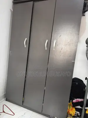 Neat Used 3-Door Wardrobe for Sale – Grey Modern Design