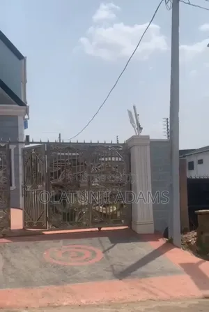 Furnished 5bdrm Duplex in G. R. A, Osogbo for sale