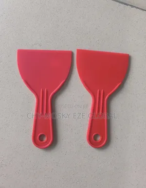 4" Plastic Scrapper