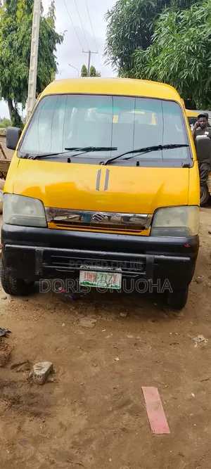 Suzuki Every 2024 Yellow
