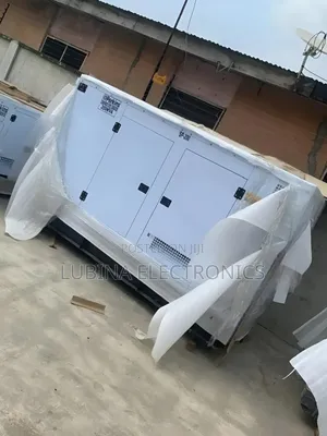 Brand New Perkins 200kva Soundproof Diesel Silent Lister Generator