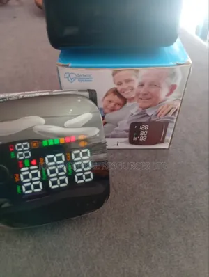 Wrist Bp Monitor With Voice Function