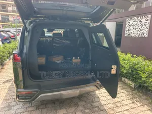 New Lexus LX 600 2025 Green