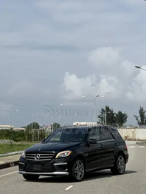 Mercedes-Benz M Class ML63 AMG 4dr SUV AWD (5.5L 8cyl Turbo 7A) 2014