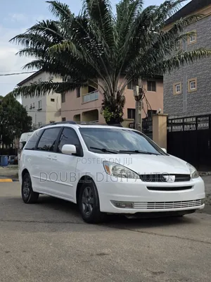 Toyota Sienna XLE Limited 2005 White