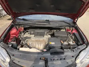 Toyota Camry SE 4dr Sedan (2.5L 4cyl 6A) 2017 Maroon
