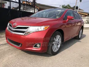 Toyota Venza XLE 2015 Red