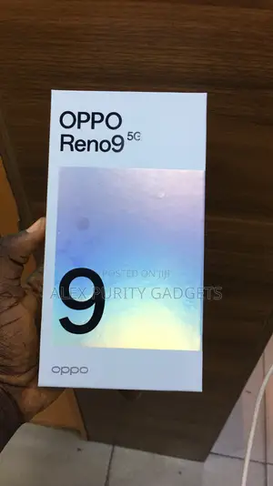 New Oppo Reno9 256 GB